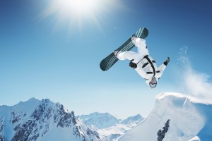 开云体育官方网入口-新加坡历届最大代表团征战东运会擎旗手公布，新加坡代表队旗手